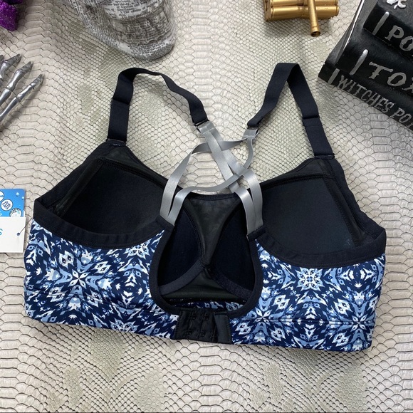 4FOR30 Sexy blue bohemian strappy back workout sports bra - Picture 4 of 7